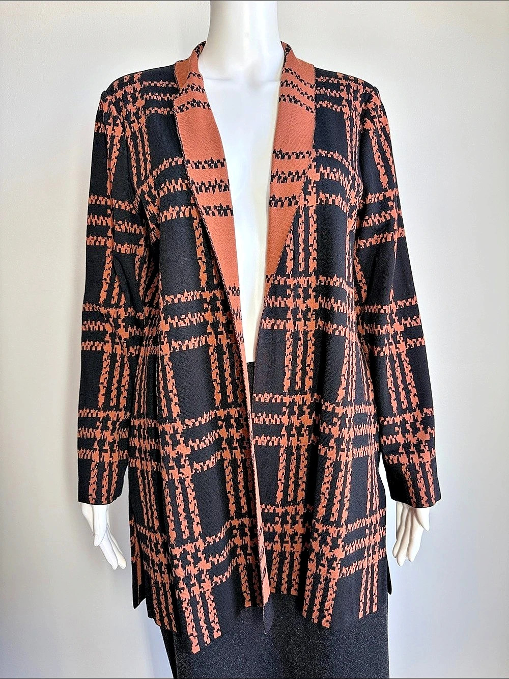 Ming Wang Heritage Fit Plaid Long Cardigan Jacket Black Rust Size Medium NWT